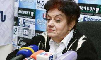 «Նոյյան Տապան»-ի «Հետաքրքիր զրուցակից» հաղորդաշարի հյուրն է  աշխարհագրական գիտությունների դոկտոր և կենսաբանական գիտությունների թեկնածու, «Հանուն կայուն մարդկային զարգացման» ՀԿ նախագահ, բնապահպան Կարինե Դանիելյանը
