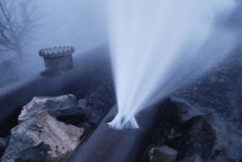 Արաբկիրում 36 ժամ ջուր չի լինի. ապօրինի քար թափելու պատճառով կրկին վթարվել է «Արզնի 2-Երևան» մայրուղային ջրատարը