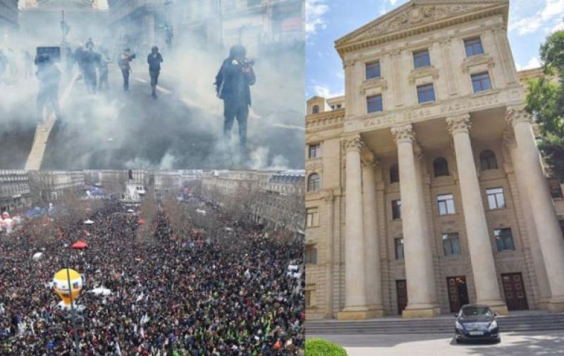 Ադրբեջանը Ֆրանսիային կոչ է արել «հարգել մարդկանց՝ մտքի և հավաքների ազատությունը, խաղաղ բողոքի ակցիաների իրավունքը»
