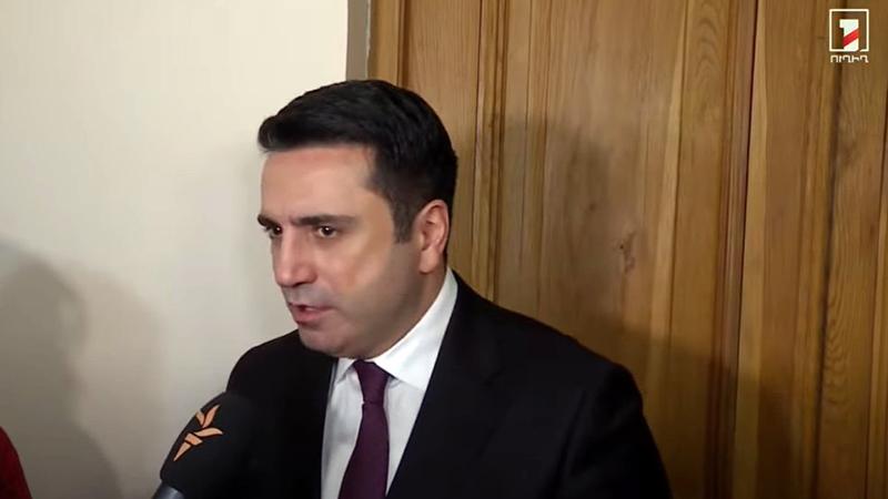 Վարչությունը որոշում ունի՝ յուրաքանչյուրը, որը լրատվամիջոցներին մեր գործընկերներից մեկի դեմ նյութ կպատվիրի, կզրկվի պաշտոնից. Սիմոնյան