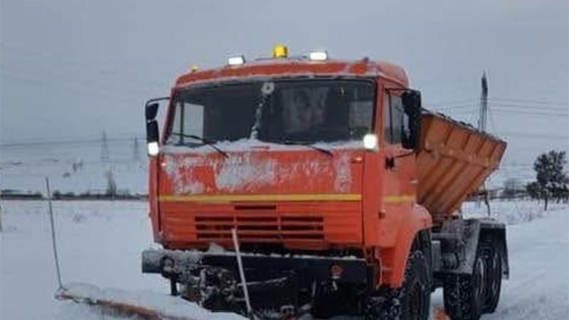 Ճանապարհաշինարարներն ավտոճանապարհներին իրականացնում են մաքրման և աղ-ավազով մշակման աշխատանքներ