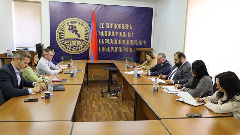 Քննարկվել են Գյումրիի «Չոր նավահանգիստ» նախագծի իրագործման տեխնիկական փուլի վերաբերյալ հարցեր