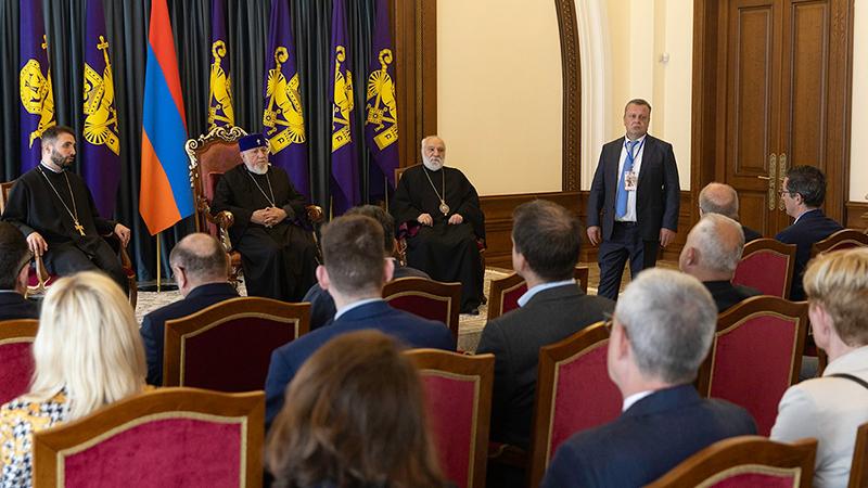 Ամենայն Հայոց Կաթողիկոսն ընդունել է Դատավորների եվրոպական միության տարեկան համաժողովի մասնակիցներին