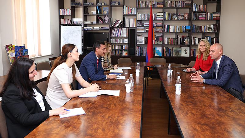 «Սթիրլինգ» հիմնադրամը հետաքրքրված է հատկապես կրթության բնագավառում համագործակցությամբ. Մայլս Հանսեն