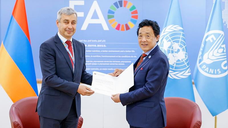 Դեսպան Կարապետյանը իր հավատարմագրերն է հանձնել ՄԱԿ-ի Պարենի և գյուղատնտեսության կազմակերպության գլխավոր տնօրենին