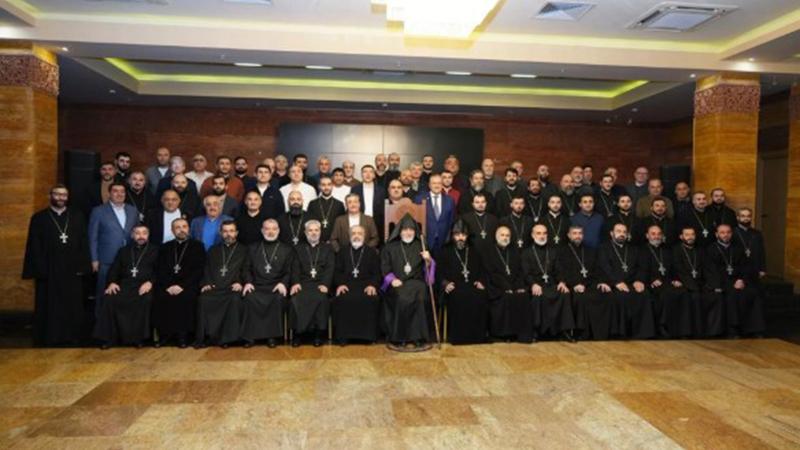 Սրբազանների կալանավորումն ապօրինի է. Ռուսաստանի և Նոր Նախիջևանի թեմի հոգևորականներ