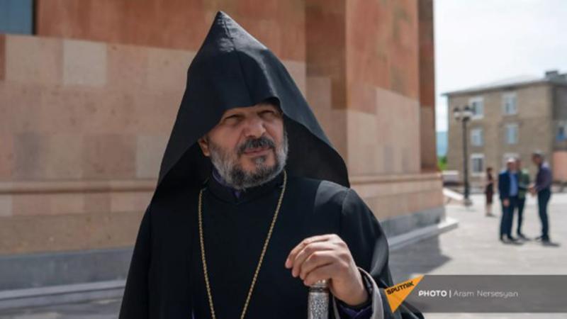 Վրթանես սրբազանը չպետք է այլևս առաջնորդի դավաճանված Արցախի հայոց թեմը․ նամակ վեհափառին