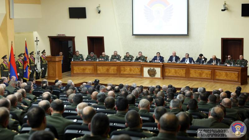 Սուրեն Պապիկյանի գլխավորությամբ տեղի է ունեցել պաշտպանության նախարարին կից կոլեգիայի նիստ․ ՀՀ ՊՀ