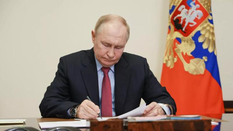 Պուտինը շնորհավորել է Փաշինյանին և Խաչատուրյանին գալիք Ամանորի կապակցությամբ