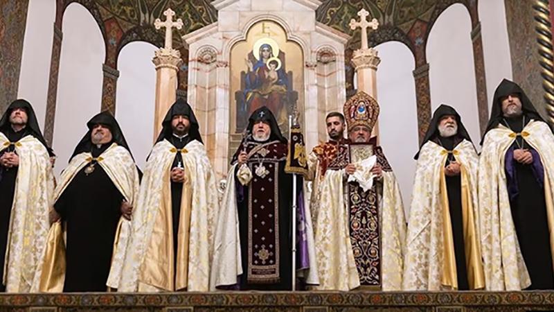 Հայ Առաքելական Սուրբ եկեղեցին այսօր նշում է Հիսուս Քրիստոսի Ծննդյան տոնը