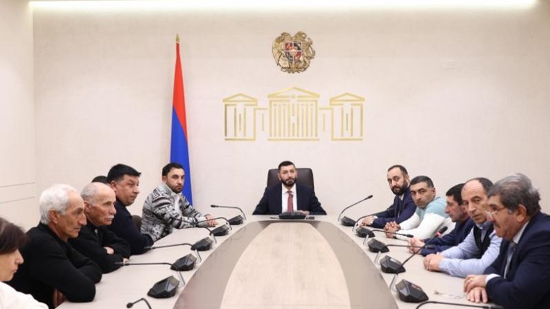 Եզդիական համայնքի ներկայացուցիչների հետ քննարկվել են ազգապահպանման և կրոնական հարցեր