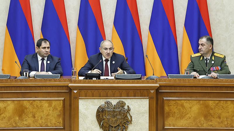 Վերջին տարիներին շատ ուղղություններով պարզապես անհնարինն է արվել, անհնարը դարձել է իրականություն․վարչապետը ներկա է գտնվել ՊՆ հանդիսավոր նիստին