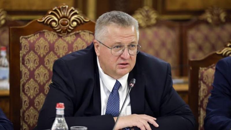 Երևանը պետք է հաշվի առնի, որ ԵՄ-ը տնտեսական միությունից վերածվում է ռազմաքաղաքականի. Օվերչուկ