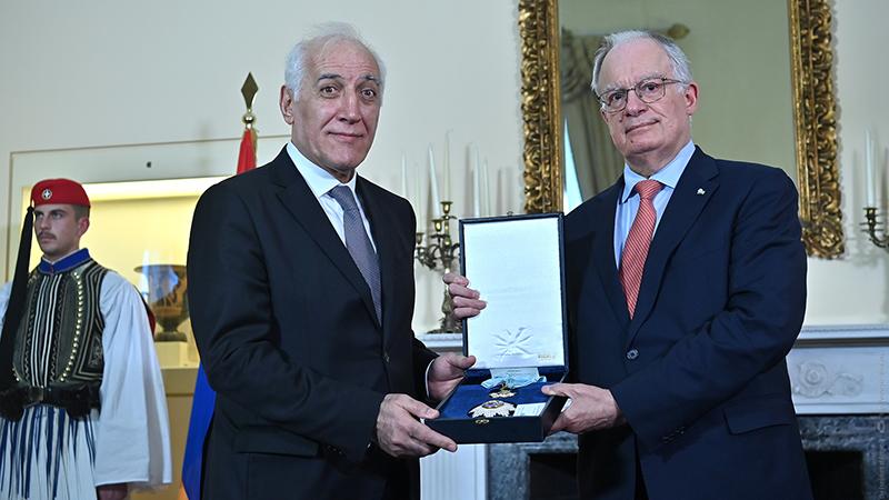 Նախագահ Վահագն Խաչատուրյանը պարգևատրվել է «Հիշատակի մեծ խաչ շքանշանով»