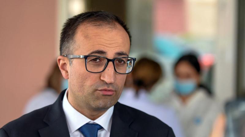 Եթե թոշակառուները մինչև մարտի 5-ը ինքնուրույն քարտեր ձեռք չբերեն, մենք քարտերը կառաքենք. Արսեն Թորոսյան