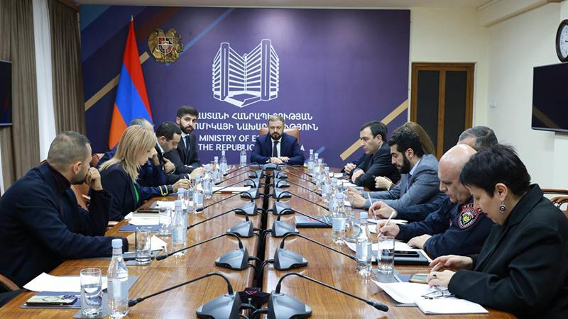 Գևորգ Պապոյանի գլխավորությամբ աշխատանքային խմբի հանդիպմանը քննարկվել են Հայաստանում կայանալիք գինու միջազգային համտես-մրցույթի նախապատրաստական աշխատանքները