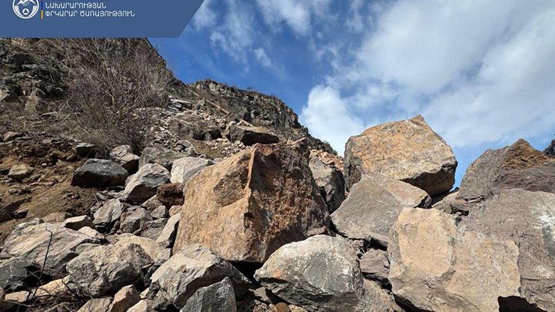 Քարաթափում՝ Կարբիի ձորում. դեպքի վայր են ժամանել փրկարարական խմբեր