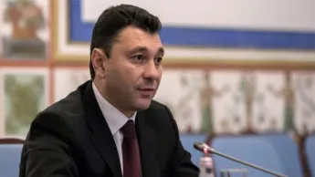 Նիկոլի գլխավոր մեղքը Արցախն Ադրբեջանի կազմում ճանաչելն էր ու էթնիկ զտման ժամանակ մատը մատին չտալն էր․ Շարմազանով