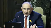Ելակը անսովոր բարձր գին ունի. թանկացած են նաեւ կեռասը, ծիրանը, սա ի՞նչ կը նշանակէ. Փաշինեան՝ Պապոյանին