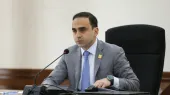 Я не слышал о таких разговорах. Авинян о публикациях о выдвижении Аллена Симоняна в качестве кандидата на пост мэра.