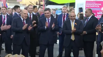Nikol Pashinyan a effectué une visite dans les stands de l'exposition internationale industrielle « Innoprom-2026 ».