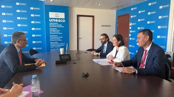 Janna Andreasian et Naïef al-Fayez ont discuté des perspectives de coopération entre la Bibliothèque Matenadaran et l'UNESCO.