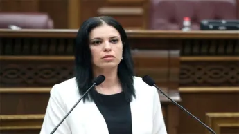 Nous appelons à une révision immédiate de la mesure de détention choisie à l'encontre d'Aregnaz Manoukian : déclaration des députées de l'opposition à l'Assemblée nationale.