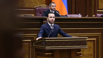 Je n'ai pas d'arguments contre ma candidature, vous avez peur. Vous avez fui pendant 5 ans. Konyoryan à l'opposition.