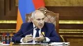 Очевидно, что нам нужно внести некоторые изменения, чтобы сделать нашу работу более эффективной, - премьер-министр.