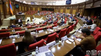 Le Parlement a adopté en deuxième lecture et dans son intégralité le projet de loi sur le changement de nom de 3 ministères.