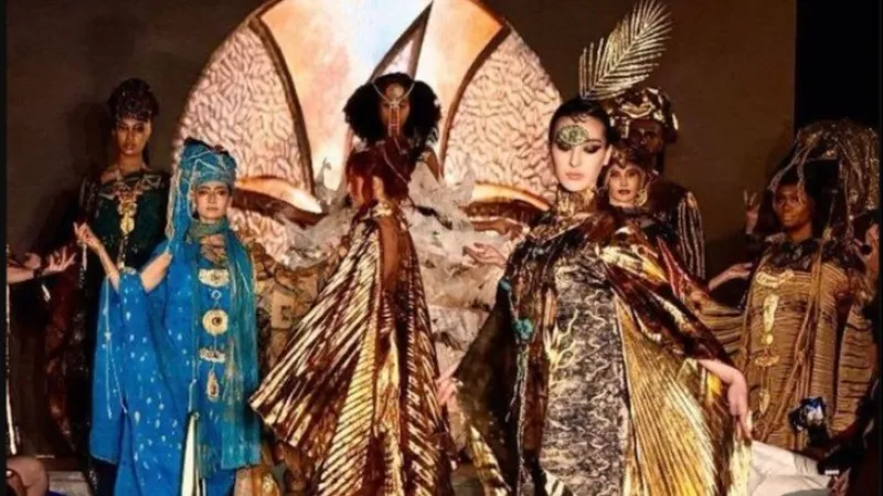 Die Künstlerin und Designerin Anna Harutyunyan wurde im Rahmen der Mailänder Modewoche mit dem Preis für die „Beste Kollektion“ ausgezeichnet.