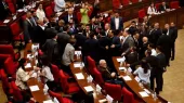 Իրար արժանի խորհրդարանը