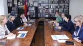 Քննարկվել են երեխաների խնամքի ծառայությունների զարգացման և կանանց զբաղվածության խթանման հարցերը